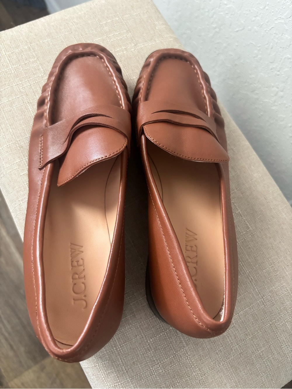 J.Crew Maison Ruched Penny Loafers Women’s 9 English Saddle Brown Leather - Picture 2 of 5